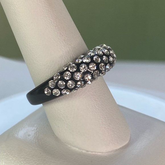 Acrylic Crystal Ring Embellished With Genuine“Crystal Stone Elements”New! - Picture 11 of 12